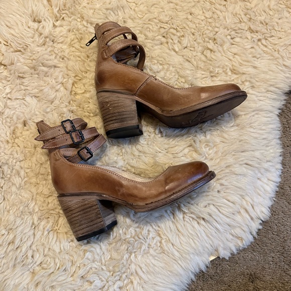 Freebird Randi - Picture 4 of 10